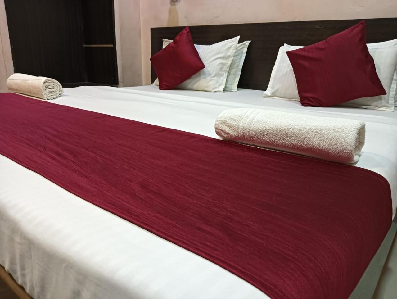 Shree Krishna Hotel Inn Varanasi Exterior foto